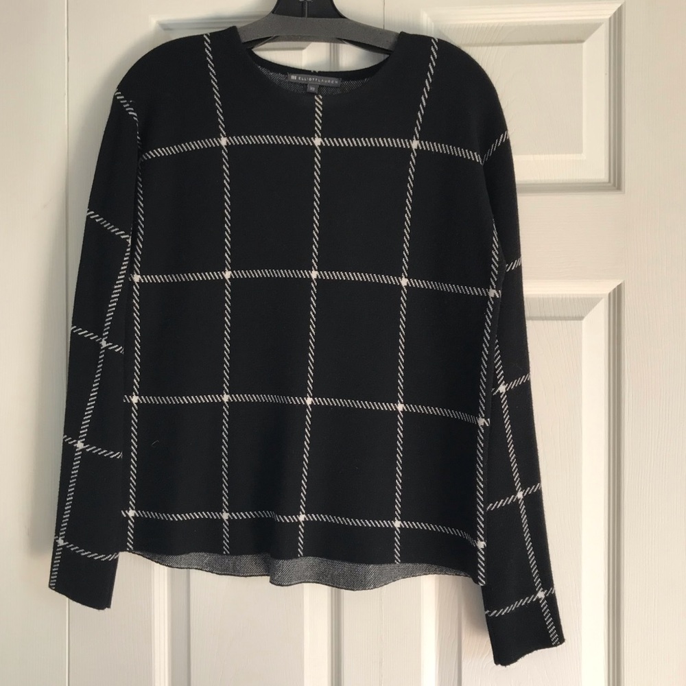 Elliott Lauren sweater
